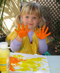 Teacher bonnie - Girl with Orange Hands
